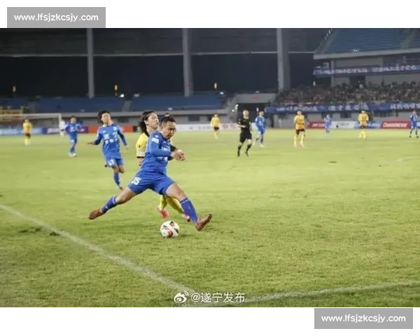 10 人遂宁逼平成都!川超首支改写全胜纪录的队伍 10 人遂宁逼平成都!川超首支改写全胜纪录的队伍