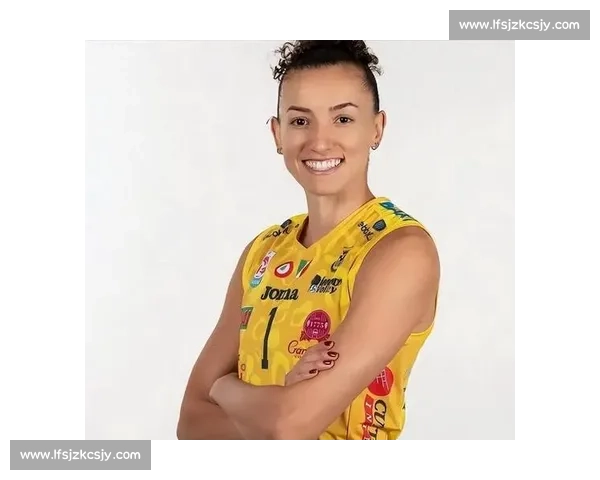 58 秒史诗拉锯!科内对诺瓦拉,加比劈扣定乾坤 58 秒史诗拉锯!科内对诺瓦拉,加比劈扣定乾坤